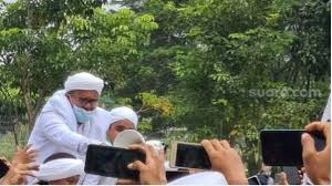 Kalau habib rizieq korupsi, tangkap, proses, selesai. Divonis 8 Bulan Penjara Habib Rizieq Bebas Juli Klikpositif Com Media Generasi Positif