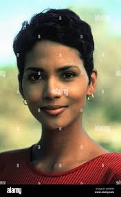 Sandra berry hi-res stock photography and images