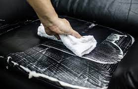 Deri̇ ceket bakimi nasil yapilir ? Deri Koltuk Temizligi Hakkinda Bilinmesi Gereken 10 Sey 0542 644 95 75 Kirmizi Beyaz Koltuk Ve Hali Yikama