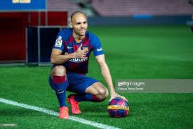 Martin braithwaite fue convocado para el choque de este sábado ante el eibar, pero antes barcelona infirmó en redes sociales de la contratación del atacante danés martin braithwaite, quien. Pin On Barca Now