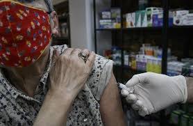 Θα συνεχίσουμε να εμβολιάζουμε με αυτούς και ακόμα πιο ταχείς ρυθμούς υπογράμμισε ο υπουργός. Embolio Me Ranteboy Mesw Sms Kai Email Poioi 8a Eidopoih8oyn Prwtoi Sthn Ellada Lifo
