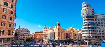 Ideale lage im herzen der gran via in der nähe aller bekannten sehenswürdigkeiten der stadt. Ein Tag In Madrid 10 Unverzichtbaren Sehenswurdigkeiten Spain Info Auf Deutsch