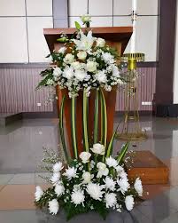 Rangkaian bunga segar untuk liturgi gereja posts facebook. Bunga Mimbar Lily Dekorasi Gereja Sanbarto Facebook
