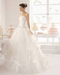 Lassen sie sich von der reichhaltigen blumenmädchenkleider überraschen. Aire Barcelona Vestidos De Novia O Fiesta Para Estar Perfecta Brautkleider 2015 Braut Brautkleid
