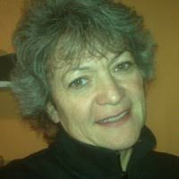 Naomi Kraft's Instagram, Twitter & Facebook