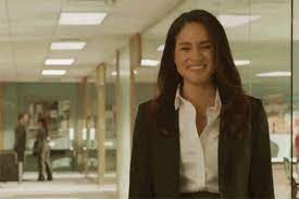 Und es ist auch als bodenlänge erhältlich. Meghan Markle Wurde Am Set Von Suits Im Hochzeitskleid Gesichtet