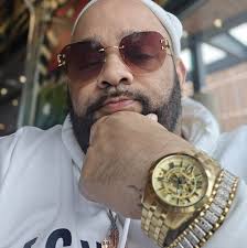 i need someone who details cars asap