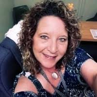 Dana Ratliff's Instagram, Twitter & Facebook