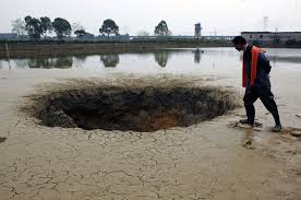 sinkholes: when the earth opens up