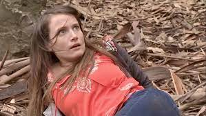 Diana, the widow of an arab millionaire must share her home with all the women related to latter's life, including her monarchist mother isabelle, her envious sister letizia, her two nieces leonor and amalia, her employee and a cute kinesiologist. Matriarcas 2015