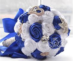 Bridal Wedding Bouquet High Quality Royal Blue White Wedding Decoration Artificial Wedding Flower Arrangements Church Bridal Bouquet Blue Cream Wedding Flowers