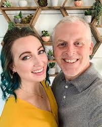 Jennifer Dirksen's Instagram, Twitter & Facebook