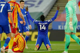 Leicester city fc)‏ المعروف أيضا باسم الثعالب نادي كرة قدم إنجليزي، تأسس في عام 1884 تحت مسمى ليستر فوس ثم اعتمد اسم ليستر سيتي في عام 1919، مقره مدينة. Ø§Ù„Ø¨Ø±ÙŠÙ…ÙŠÙŠØ±Ù„ÙŠØº Ù„ÙŠØ³ØªØ± Ø³ÙŠØªÙŠ ÙŠØ¹Ø²Ø² Ù…Ø±ÙƒØ²Ù‡ Ø§Ù„Ø«Ø§Ù„Ø« Ø¨Ø«Ù„Ø§Ø«ÙŠØ© Ù†Ø¸ÙŠÙØ© ÙÙŠ Ù…Ø±Ù…Ù‰ ÙˆÙŠØ³Øª Ø¨Ø±ÙˆÙ…ÙŠØªØ´ ÙÙ„Ø³Ø·ÙŠÙ† Ù†Øª Ø§Ù„Ø§Ø®Ø¨Ø§Ø±ÙŠÙ‡