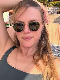 gorgeous✨ 📸 thank you Brian Luce, bts 11x01 from Chicago PD! • • •  #tracyspiridakos #haileyupton #chicagopd #onechicago #nbcchicagopd #nbc  #nbconechicago