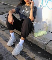 Retro aesthetic aesthetic photo aesthetic pictures aesthetic anime backgrounds wallpapers aesthetic wallpapers fotografia vsco mo s pink walls. 1001 Stylishe Ideen Fur Coole Baddie Style Outfits