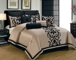 Hgmart 7 piece bedding comfort set is committed to bringing you a new and comfortable bedroom experience.the unique embroidered pleating process adds a lot of highlights to this comforter set, fully showing the exquisite design and workmanship of the quilt, reshaping your elegant and beautiful bedroom. Black And Gold Comforter Sets Novocom Top