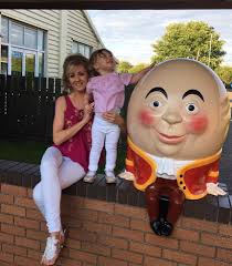 On the first picture is me in 1997 then the second is me and my 1st born in  2019 and the 3rd is me and my 2 babas in 2022 😁