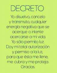 @solitalo en el nombre del cristo en mi, pido a mi bendita presencia yo soy y a la de mi complemento divino que. Pensamientos Y Decretos Positivos Photos Facebook