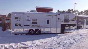 Discover how jayco's toy hauler rvs do not sacrifice comfort for garage space. Ice Castle All Seasons Traveler 28 Ft 5th Wheel Toy Hauler Youtube
