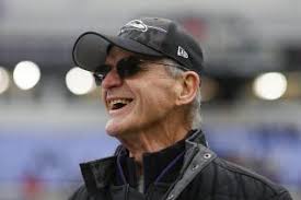 HE'S FAT AND SASSY . . . AND WEIGHS 340 : The Way He Tells It, Ex-Colt Art  Donovan Enjoys More Fame Now Than Ever Before