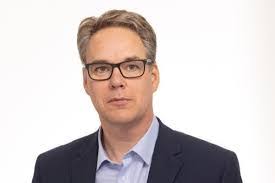 Jess Bishop's Instagram, Twitter & Facebook