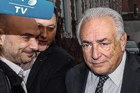 Procès du Carlton : le néolibéralisme annule la dette de la violence  économico-sexuelle