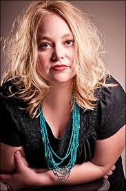 Lynn Jackson's Instagram, Twitter & Facebook