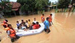 Bom bunuh diri di depan gereja katedral makassar, potongan tubuh berserakan. Berita Banjir Indramayu Terbaru Berita Banjir Indramayu Terkini Hari Ini Info Banjir Indramayu Solopos Com