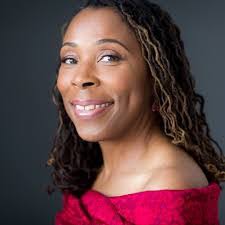 Lisa Lipscomb's Instagram, Twitter & Facebook