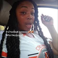 Ppl in Cincinnati be Ashamed of having a job y'all extra weird🥴