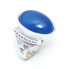 Cet objet est vendu par catawiki. Bijoux Ethniques Touareg Bague Chevaliere Homme Femme Ovale Gravee Argent 925 Et Pierre Fine Agate Bleue Niger 002