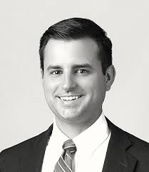 Spencer Gray is a commercial litigation attorney in Dinsmore's Lexington  office.
