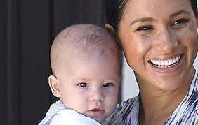 O casal já é pai de archie, de um ano. Apos Polemica Meghan Markle Volta Para O Canada Com O Filho Archie Ofuxico