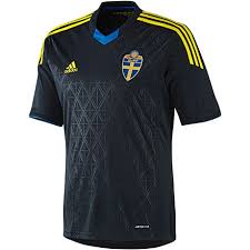 Pin De Mike Bantug En Football Futbol Fussball Calcio Soccer Camiseta Seleccion Camisetas Camisetas De Futbol
