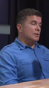 🎙️ Um papo necessário, direto e sem filtros., Neste episódio, mergulhamos  em verdades que precisam ser ditas