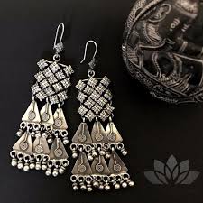 20 Adorable Antique Silver Jewellery Pieces South India Jewels Silver Jewellery Indian Antique Silver Jewelry Online Jewelry