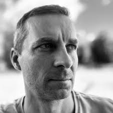 I'm consistently booking 500k+ MRR companies through LinkedIn.