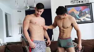 Gayhoopla - Jerry Cabrera & Eddie Alvarado: Gay Twink Porn