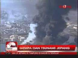 Menurut kementerian, paparan radiasi reaktor fukushima masih terdeteksi hingga kini, setelah gempa 2011. Video Ledakan Hebat Reaktor Nuklir Fukushima Jepang Flv Youtube