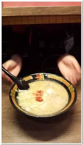 Pides tu plato, te pasan a un privado en donde seleccionas cómo quieres el. Slurp In Privacy Tonkotsu Ramen Ichiran ä¸€è˜­ The Wadas On Duty