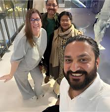 Awe! She is so beautiful😍!