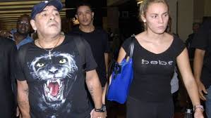 Update information for rocío oliva ». Ex Noiva De Maradona Chora Na Tv Ao Falar Da Morte Do Camisa 10 Diego Me Amou Muito Esporte Extra Online
