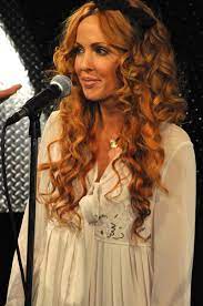 Lisa Lambe Google Search Irish Redhead Beautiful Redhead Redheads
