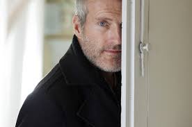 Pole. Román, v němž mrtví vyprávějí své příběhy