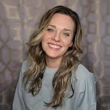 Diane Spinner's Instagram, Twitter & Facebook