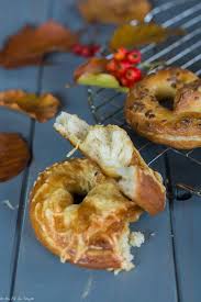 Bretzels Maison Comme En Alsace Au Fil Du Thym Recettes De Cuisine Bretzel Maison Bretzels