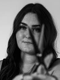 Moving to a new place can be scary. New everything. Not knowing what to  expect when you get there! Will anyone trust me with their hair? Where will  my new favourite lunch