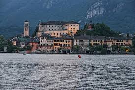 Ferien in italien, mehr als 20 jahre erfahrung. Stresa Die Stadt Auf See Maggiore In Italien Stockbild Bild Von Italien Durchlauf 125676073