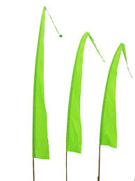 Hierbei Handelt Es Sich Um Eine Grune Balifahne In Verschiedenen Grossen Als Accessoire Fur Ihren Garten Oder Als Dekoration Balifahne Buddha Figur Gartenfeier