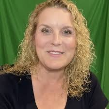 Megan Diamond's Instagram, Twitter & Facebook